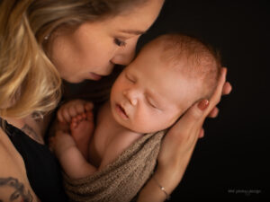 nyföddfotograf, nyföddporträtt, nyfödd, ramlösa, skåne, helsingborg